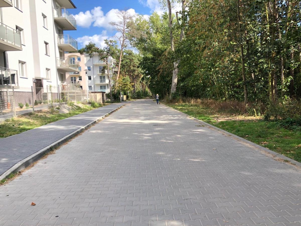 Apartament Sea Tide- Lesne Tarasy Dziwnowek-Sannel Apartments For Rent Kültér fotó